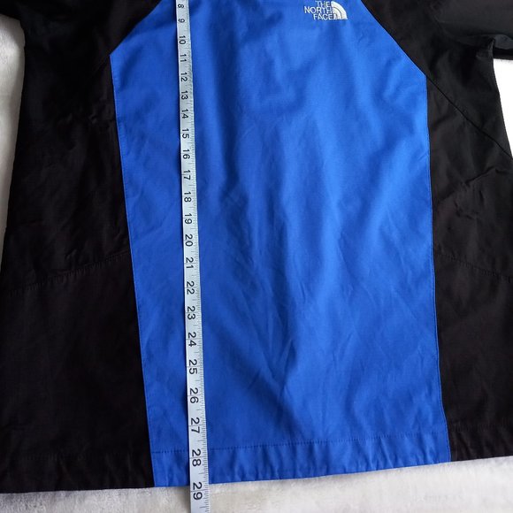 The North Face Blue and Black Ski Jacket - Picture 12 of 16